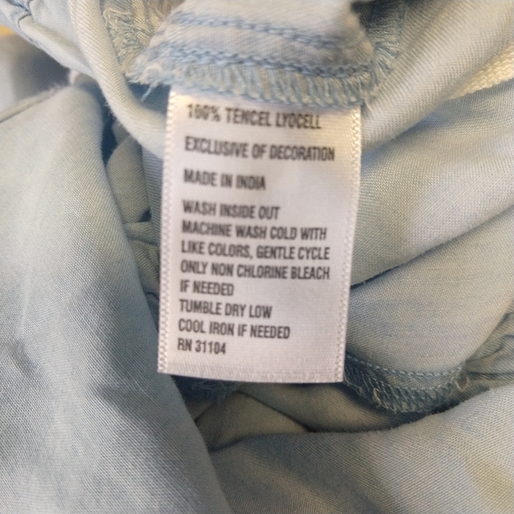 Linen Chambray Frayed Hem Romper True Craft - Picture 7 of 8